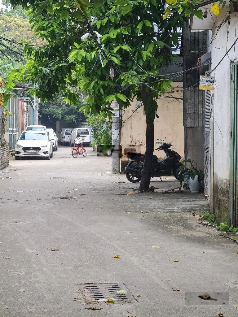 Bán nhà Hoàng Mai, ô tô tránh - vào nhà, ngõ thông kinh doanh, lô góc - 2 mặt thoáng