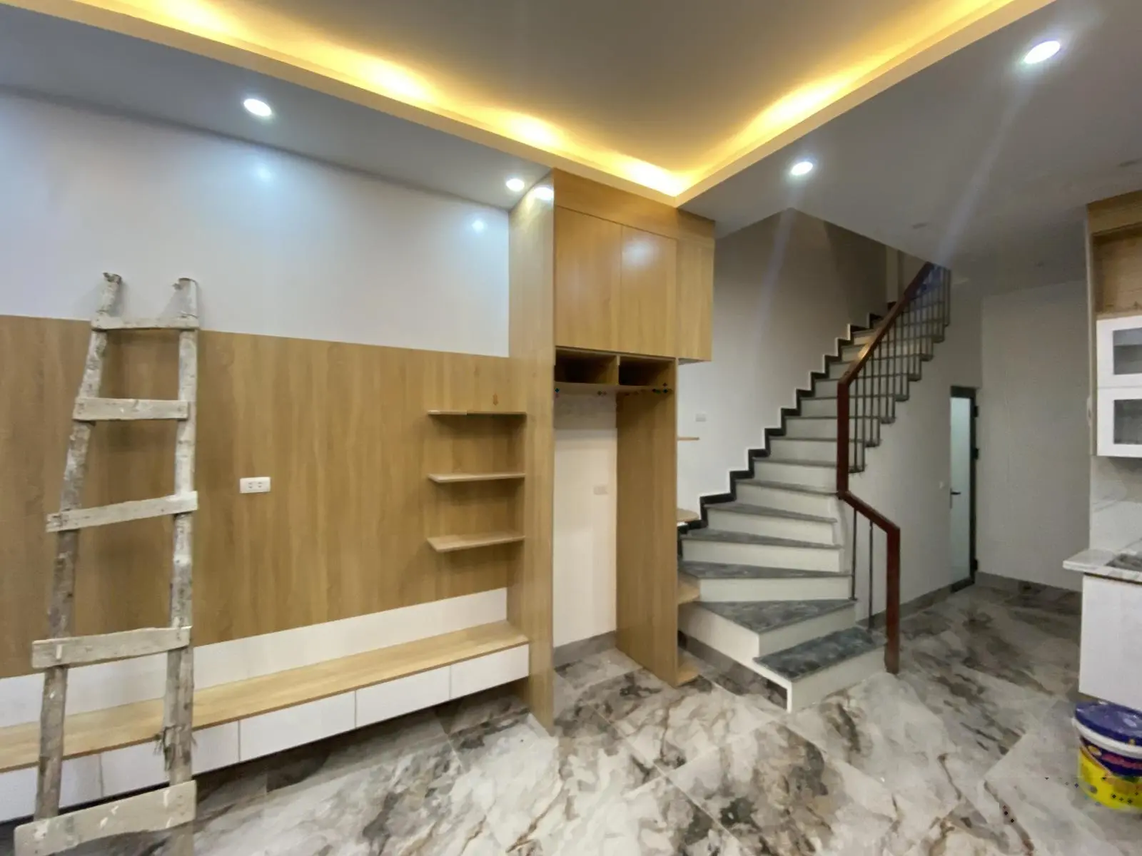 Chính chủ bán nhà Ngọc Hà - Hoàng Hoa Thám - Ba Đình. 6 tầng thang máy. Giá nhỉnh 9 tỷ.