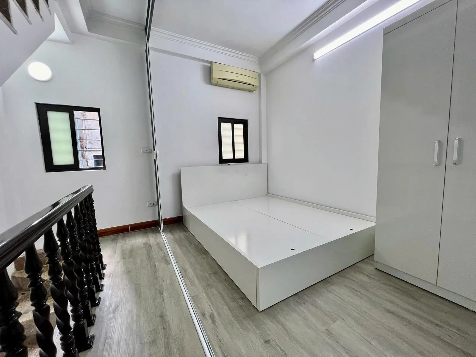 3.3 Ty-4 Tầng-15m ra Phố-Lương Yên-Nguyễn Cao-HBT-HN