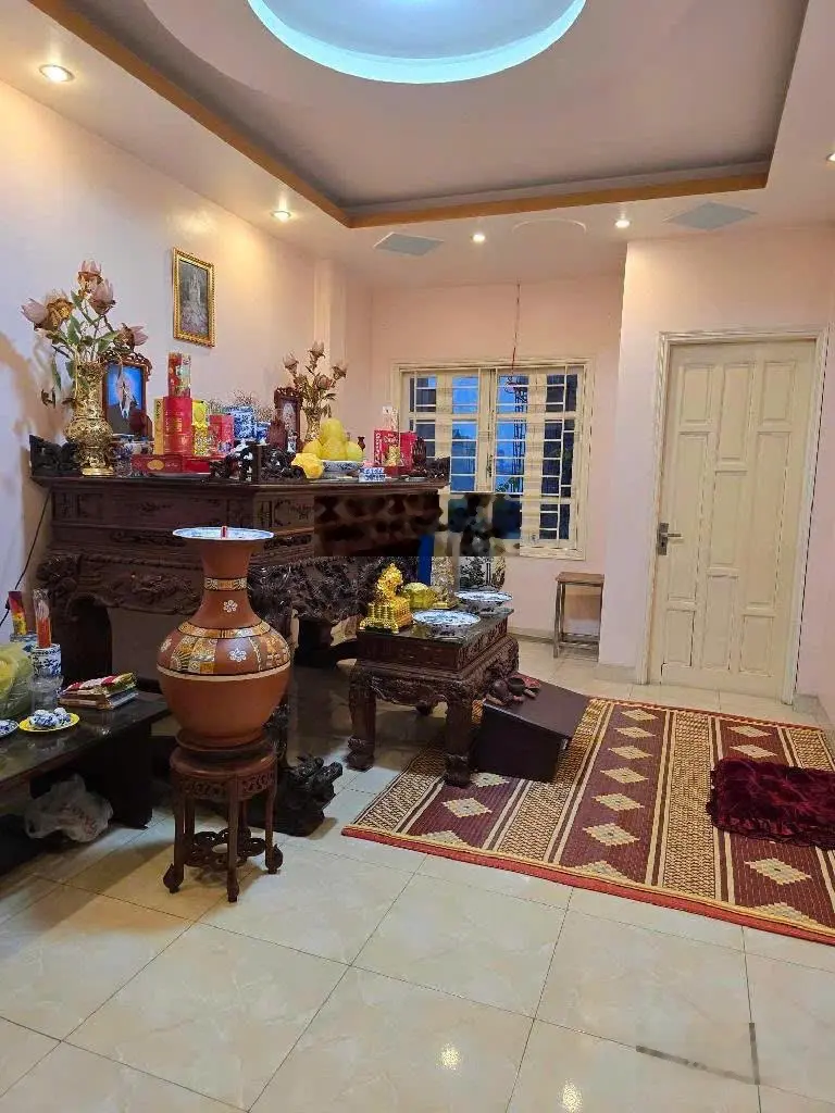 Nhà Bồ Đề - Long Biên. Vị trí cực đẹp, ngõ thông, kinh doanh tốt