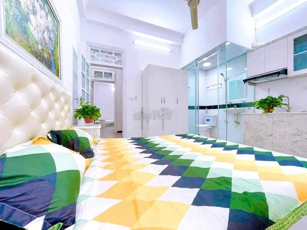 CHDV Tôn Thất Tùng, Nhà Đẹp, 45m*5T*9p KK, Dòng Tiền Cao, SDCC, Giá OK
