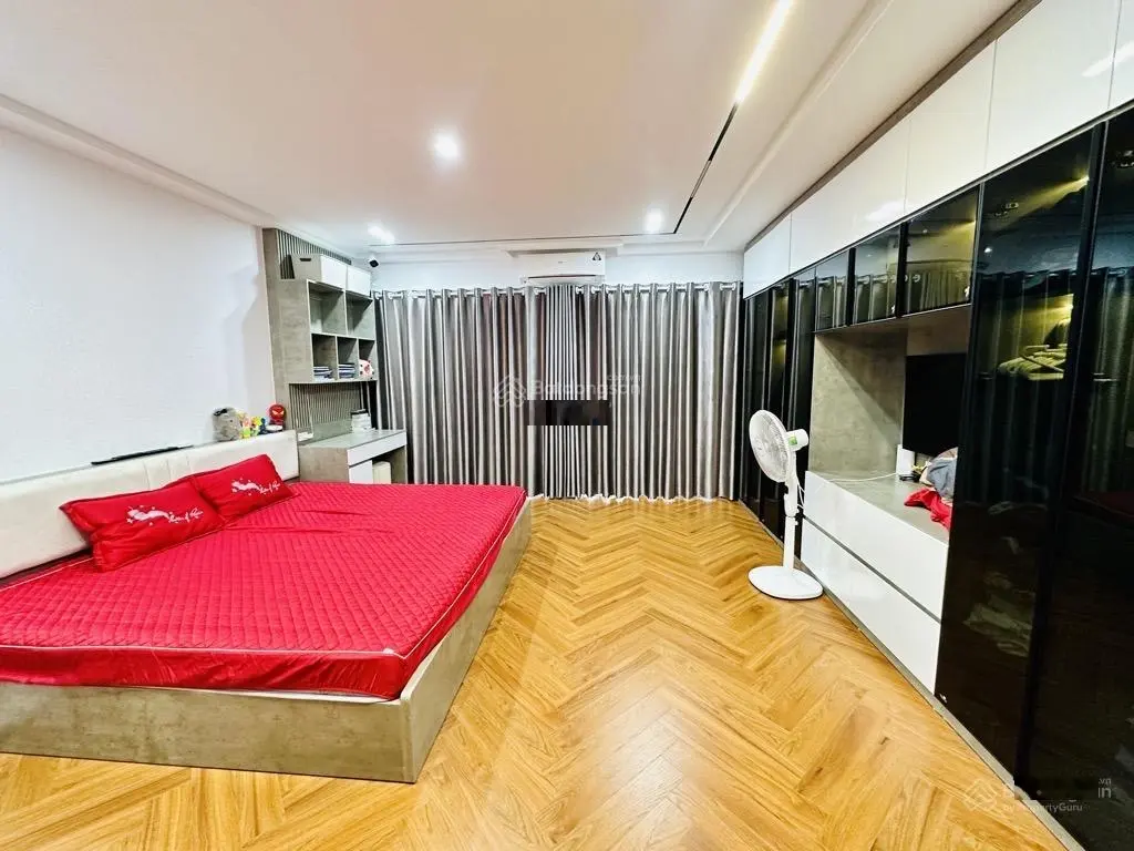 Bán nhà đẹp cầu thang máy fun nội thất ngọc lâm long biên hà nội 40m2