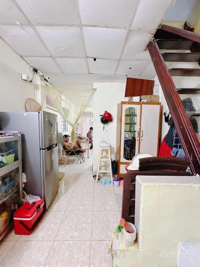 Bán Nhà Đường Số 6 , Quận 4 , 30m2 , 6 Tỷ Nhỉnh