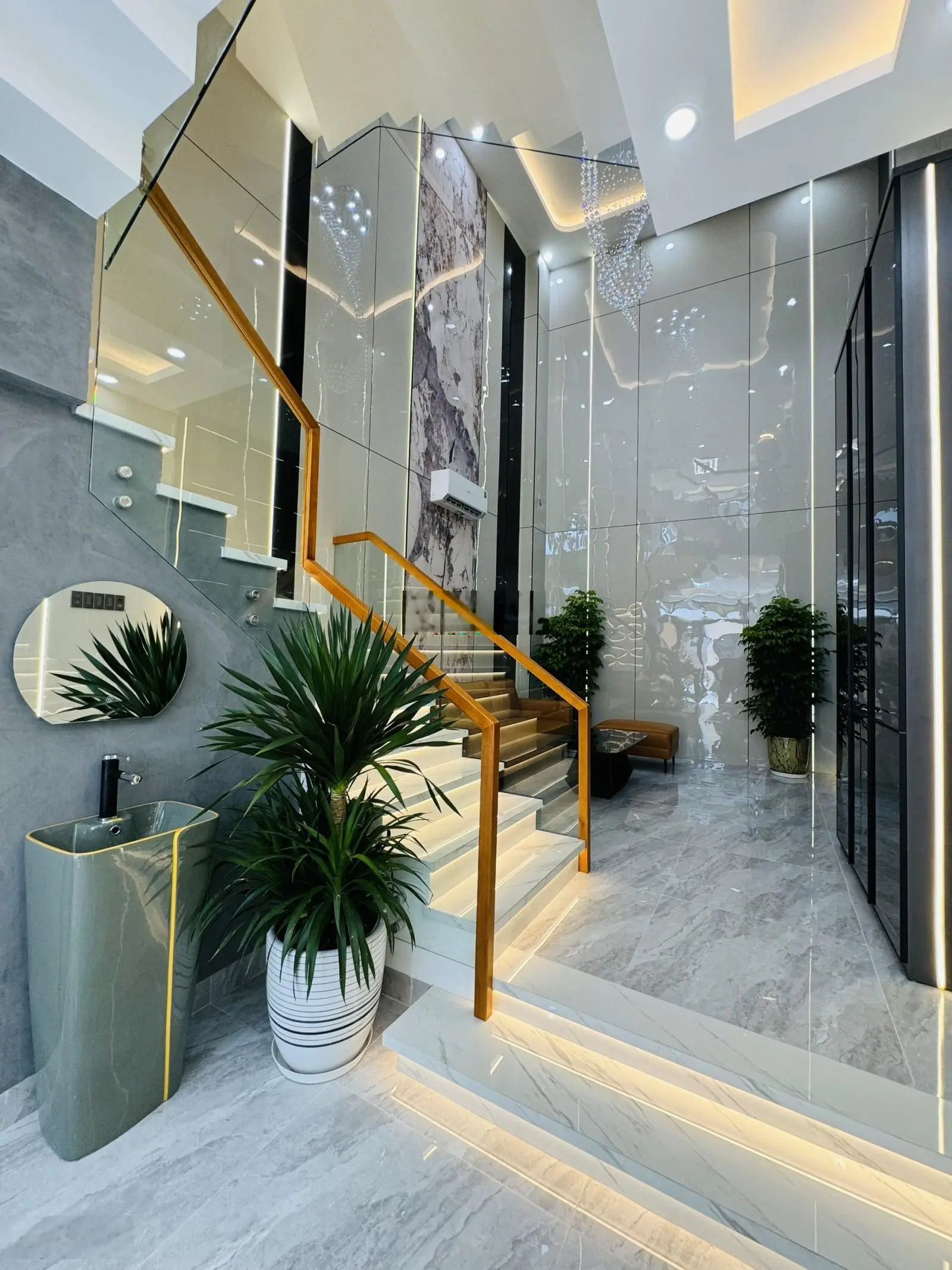 Bán nhà mặt tiền đường Tô Hiến Thành p4 tpvt