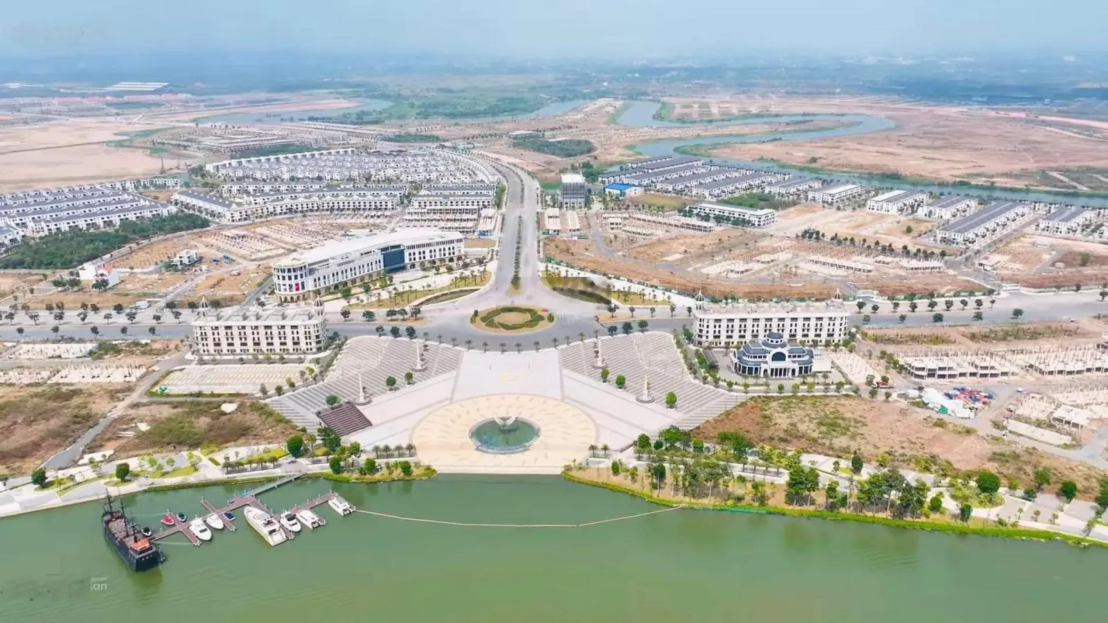 Biệt thự đơn lập view sông lớn 15x20m, giá 20 tỷ đối diện công viên, Tây Nam. LH Phúc 0906 314 ***