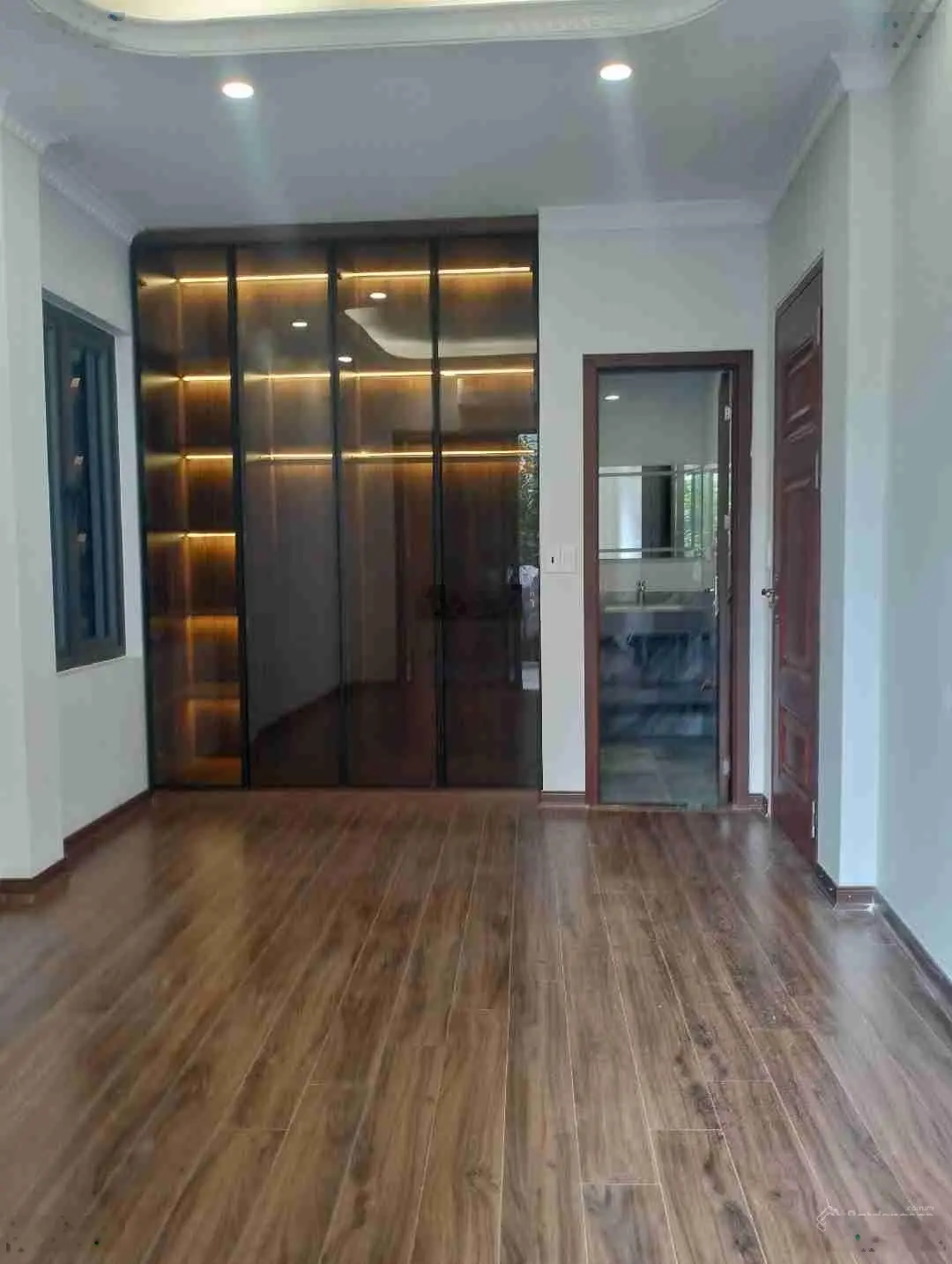 Bán nhà riêng Lê Đức Thọ Nam Từ Liêm 5 tầng 56m2 thang máy nhà mới 3 thoáng nội thất xịn 13.5 tỷ