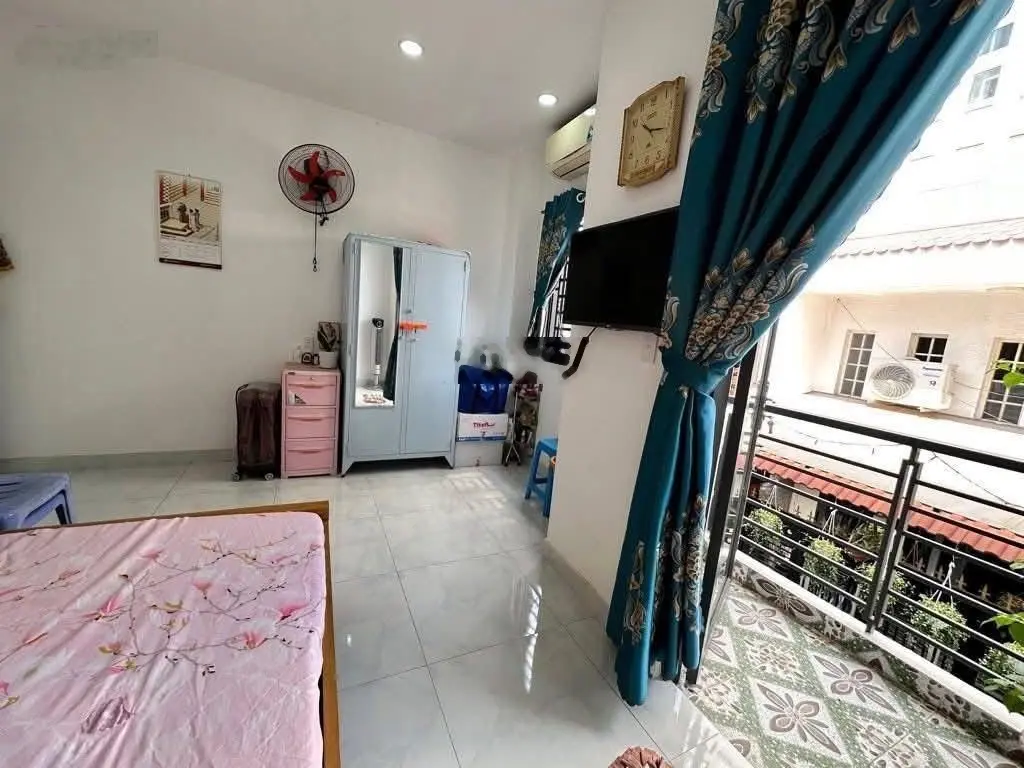 Giảm sốc chỉ còn 2tỷ950!! Nhà HXH Lê Thị Hồng, P1, Gò Vấp, DT 52m2, đang cho thuê 14tr/th, sổ riêng