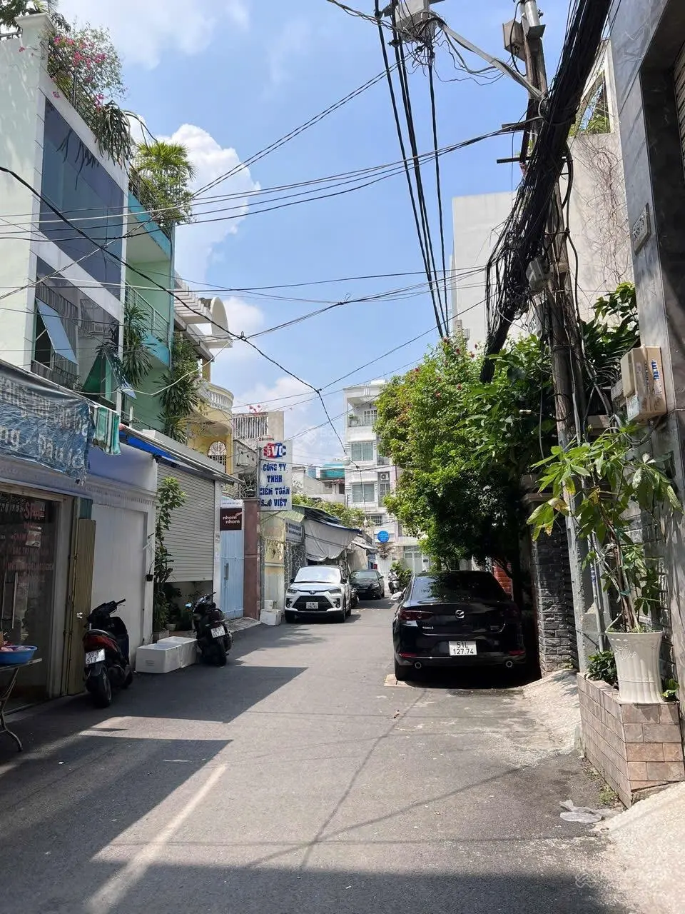 Giảm mạnh 2 tỷ gấp bán - Lê Văn Sỹ - Quận 3 - hẻm nhựa 6m oto ngủ nhà-ngang khủng 7m-4 tầng-12.4 tỷ