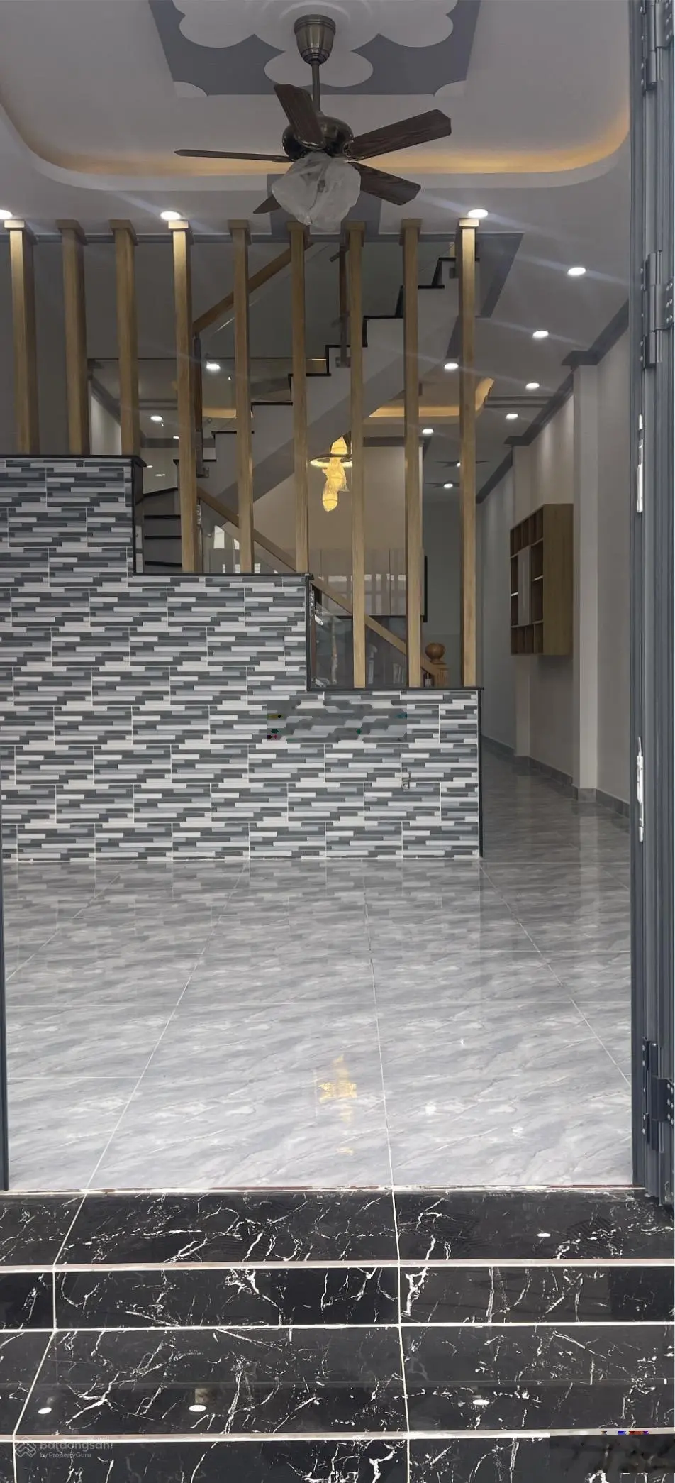 Bán gấp nhà riêng 4PN, 3WC, 170m2 tại ĐT 835, Cần Giuộc, Long An, giá 2,55 tỷ