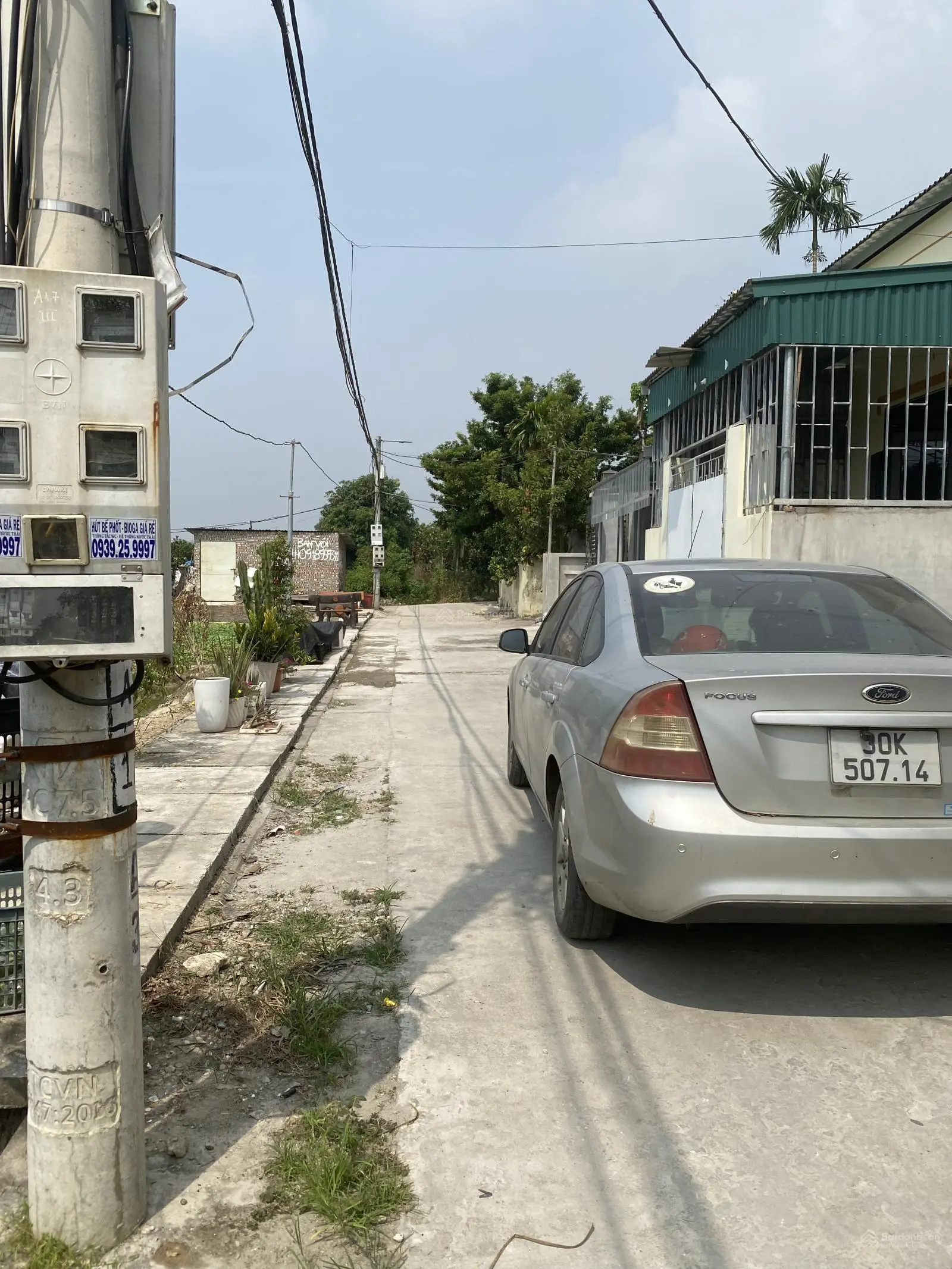 Bán nhà 2 tầng bìa làng tổ 9 quang minh mê linh giá 2.9tỷ(có thương lượng)