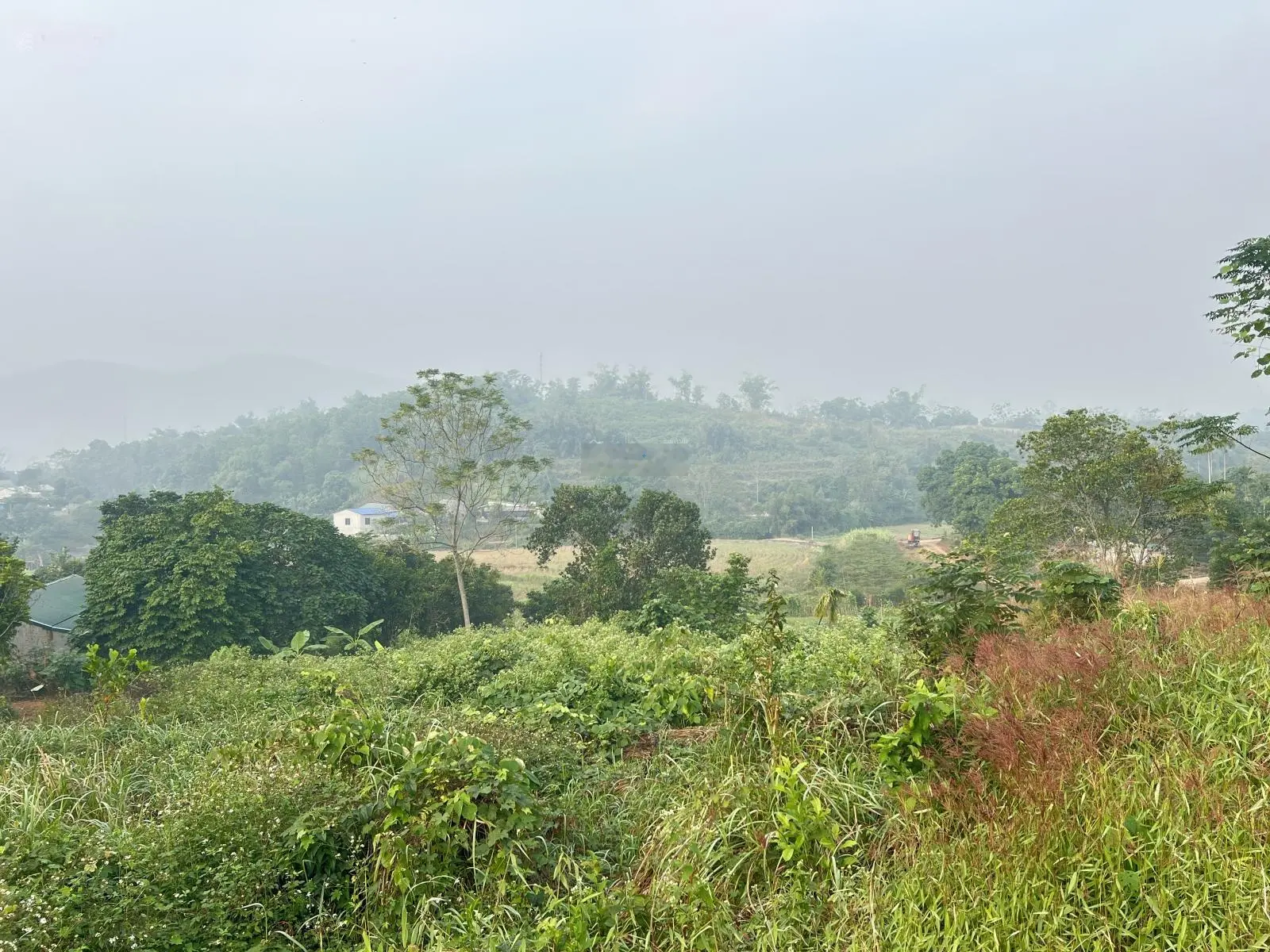 Bán lô đất siêu phẩm nghỉ dưỡng tổng diện tích 4000m trong đó có 120m2 đất ở tại Thị trấn Lương Sơn