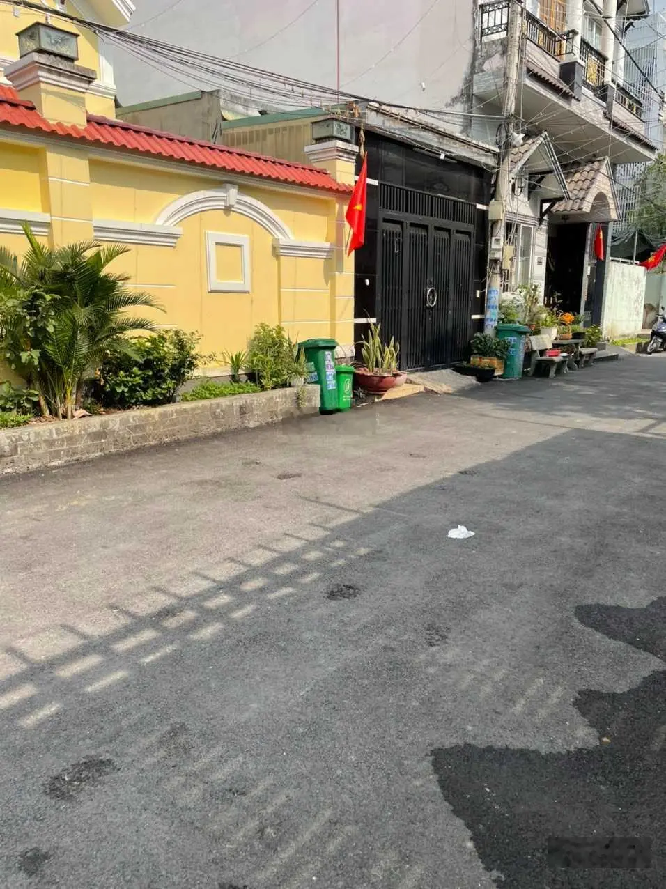 Biệt thự DT: (12 x 23m). Giá: 14 tỷ 0987.325.954 A Hiền