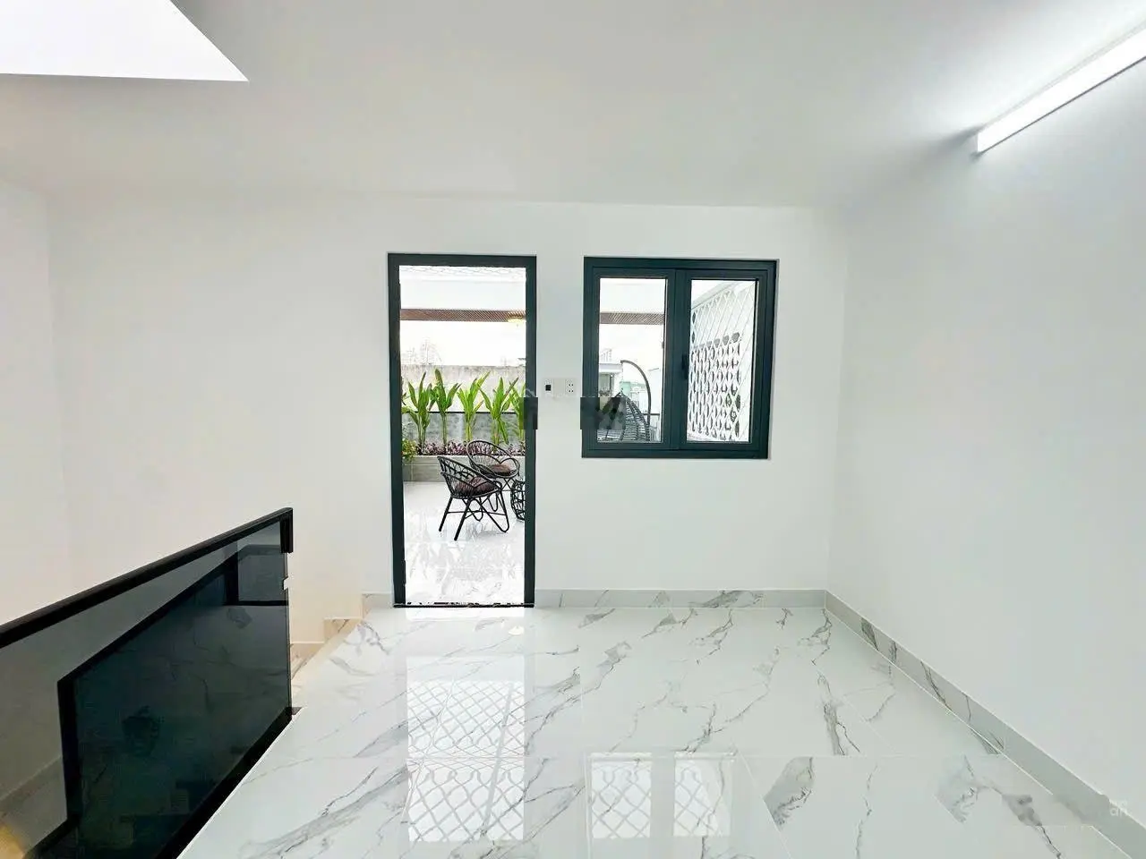 Hot - nhà phố hiện đại mới xây xong đường huỳnh thị đồng -- thông ra dương cát lợi