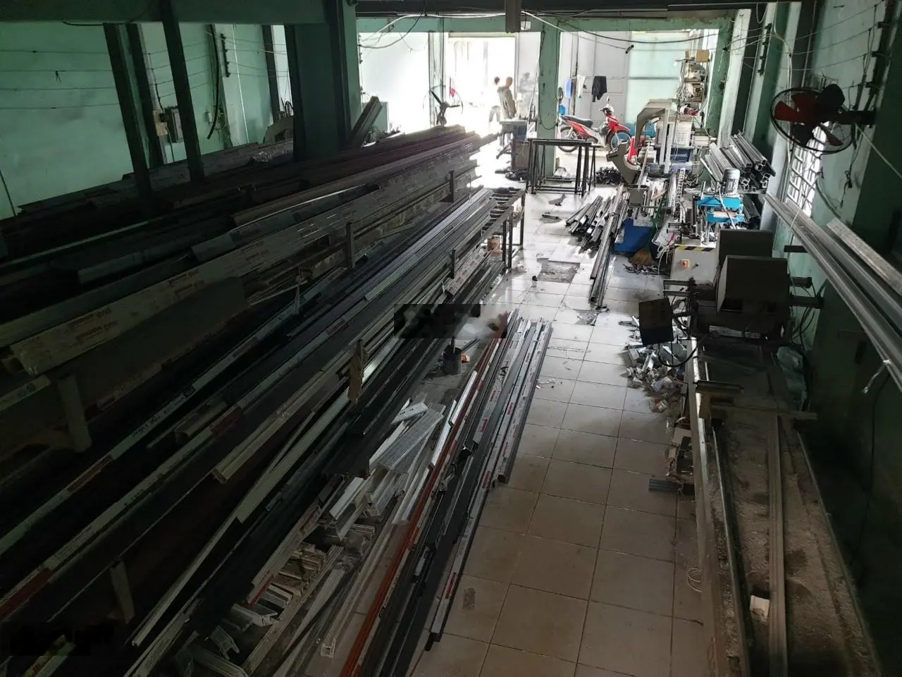 Kho xưởng MT đường Xuân Thới Thượng 4, gần đường Phạm Văn Sáng