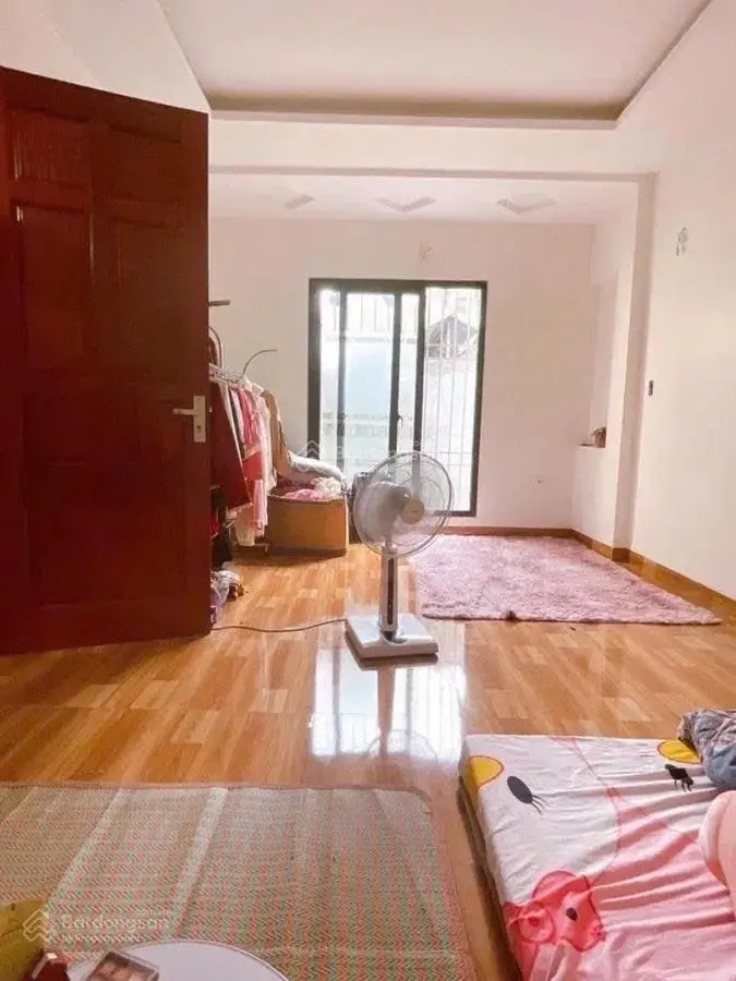Nhà đẹp Nguyễn Đức Cảnh DT 30m2 x 5 tầng, giá chỉ 6 tỷ trung tâm Hoàng Mai, Hà Nội