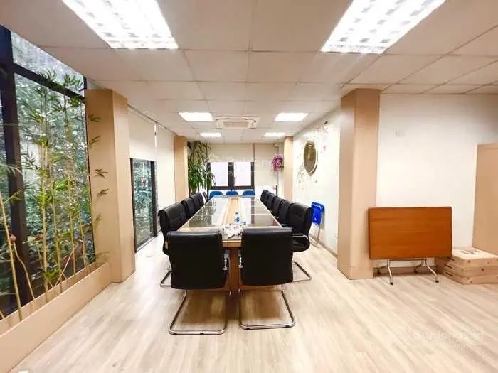 Bán nhà Phạm Tuấn Tài , Đặng Thùy Trâm, Cầu Giấy 74m2, kinh doanh, 45 chỗ đỗ cửa, nhỉnh 19 tỷ