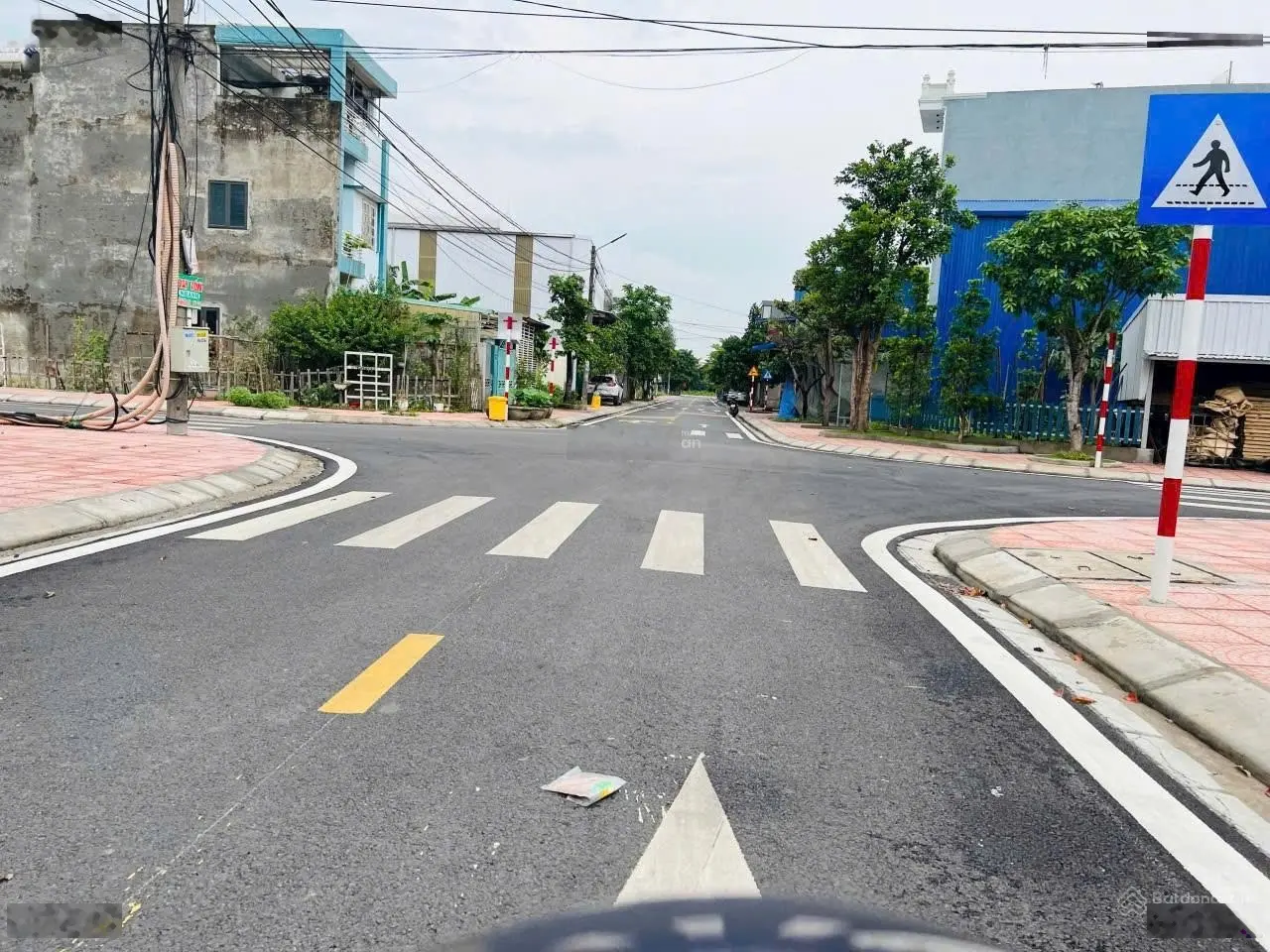 Bán lô đất siêu đẹp chung cư Lương Quán Nam Sơn 60m giá 1,5tỷ. Lô đất ngay sau chợ Lương Quán,