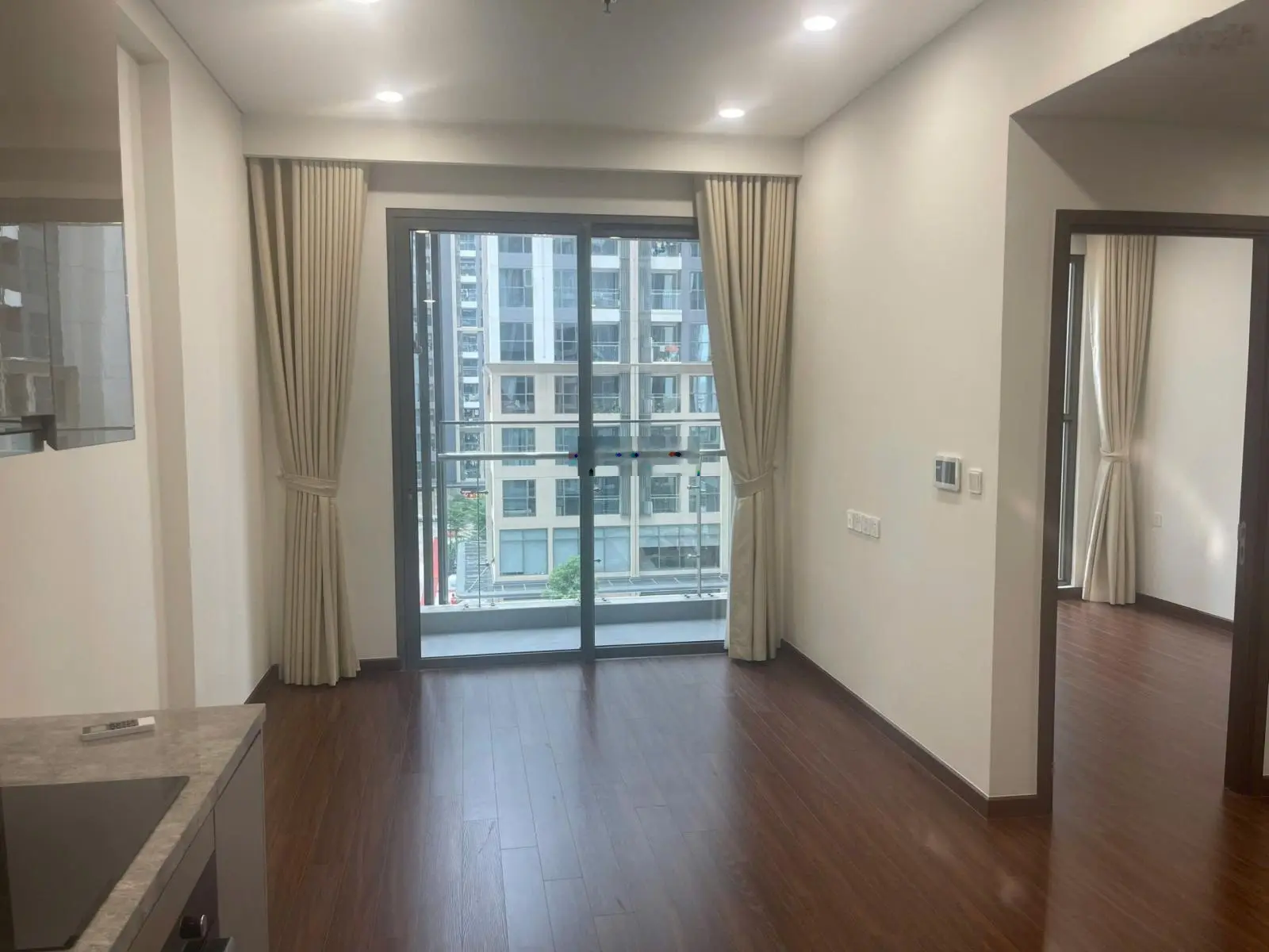 CẦN TIỀN BÁN GẤP 1PN+1 giá 2,9 tỷ BAO PHÍ mặt nội khu Masteri, sẵn sàng giao dịch