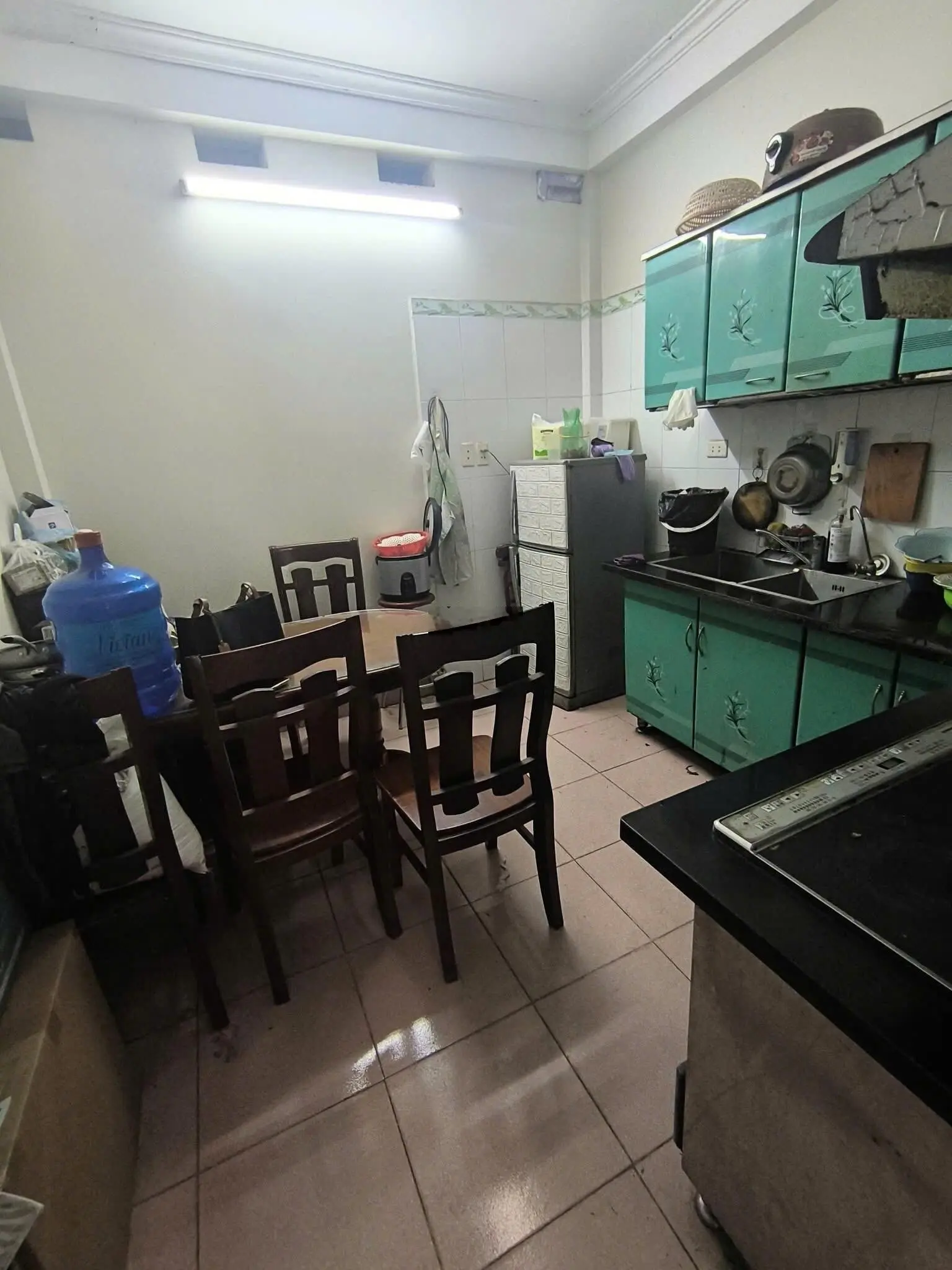 Siêu hiếm ô tô đỗ cửa Vũ Tông Phan ngõ thông gần phố gần hồ 5T 33m2 ở, cho thuê 12tr/ tháng 8.5 tỷ