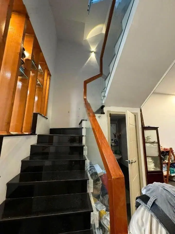 Nhà sẵn dòng tiền 14,5tr/tháng đương Đặng Văn Ngữ, liền kề trường THCS Ngô Tất Tố. DT: 48m2
