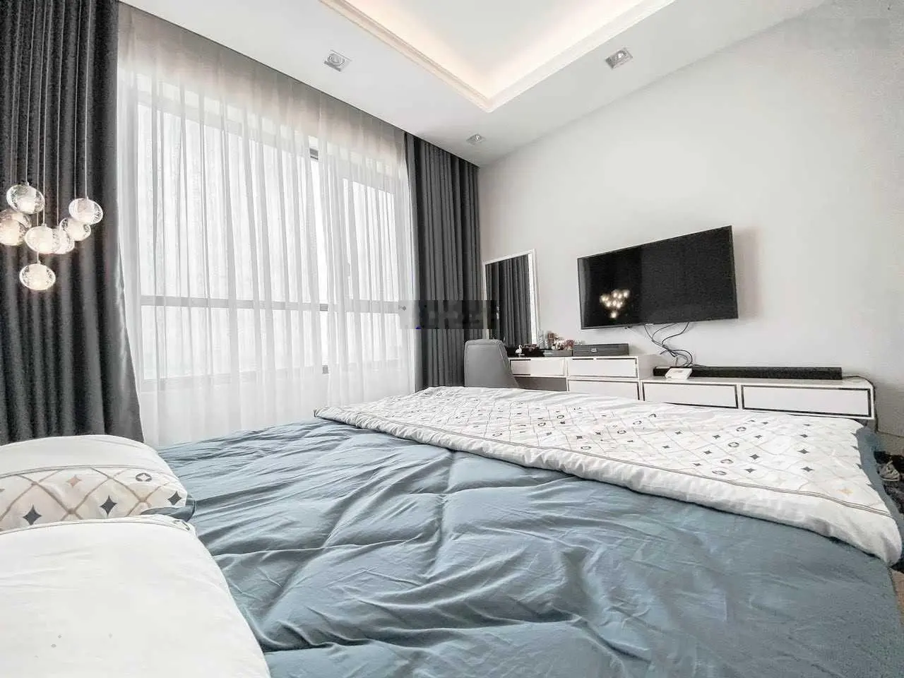 Chính chủ cần bán gấp căn hộ Resgreen Tower, Tân Phú DT 81m2 2PN 2WC giá 4.1:lh 0934 403 *** khánh