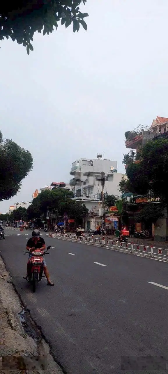 Bán Nhà Mặt Tiền Đường Nguyễn Văn Lượng ,P17 , Dt: 4.2x15m , giá 11ty8 thương lượng