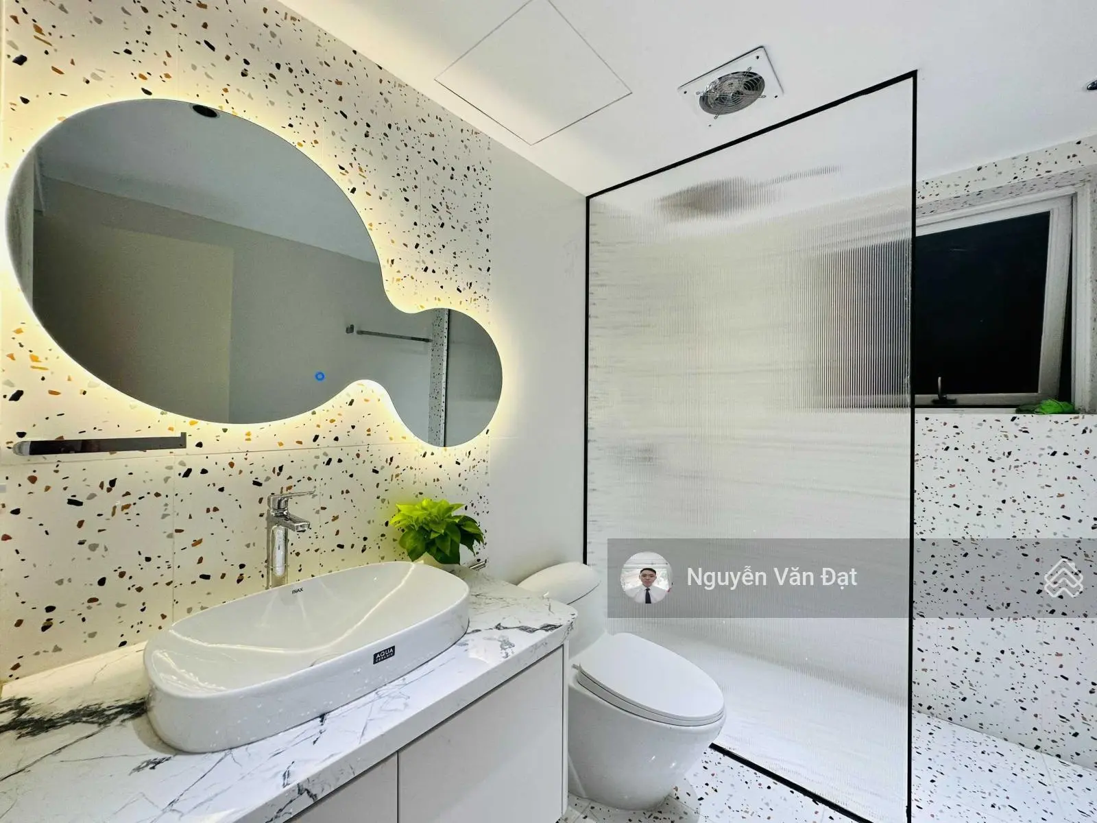 Bán căn hộ Riverside Residence, Q. 7 180m2, 4PN lầu cao view đẹp giá bán 10.3 tỷ. Call 0916 427 ***
