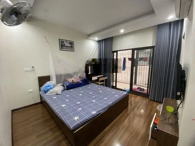 Bán nhà cầu diễn, 41m2, 5 tầng ngõ thông ô tô 7 chỗ đỗ cửa kinh doanh cho thuê siêu vip 7,9 tỷ