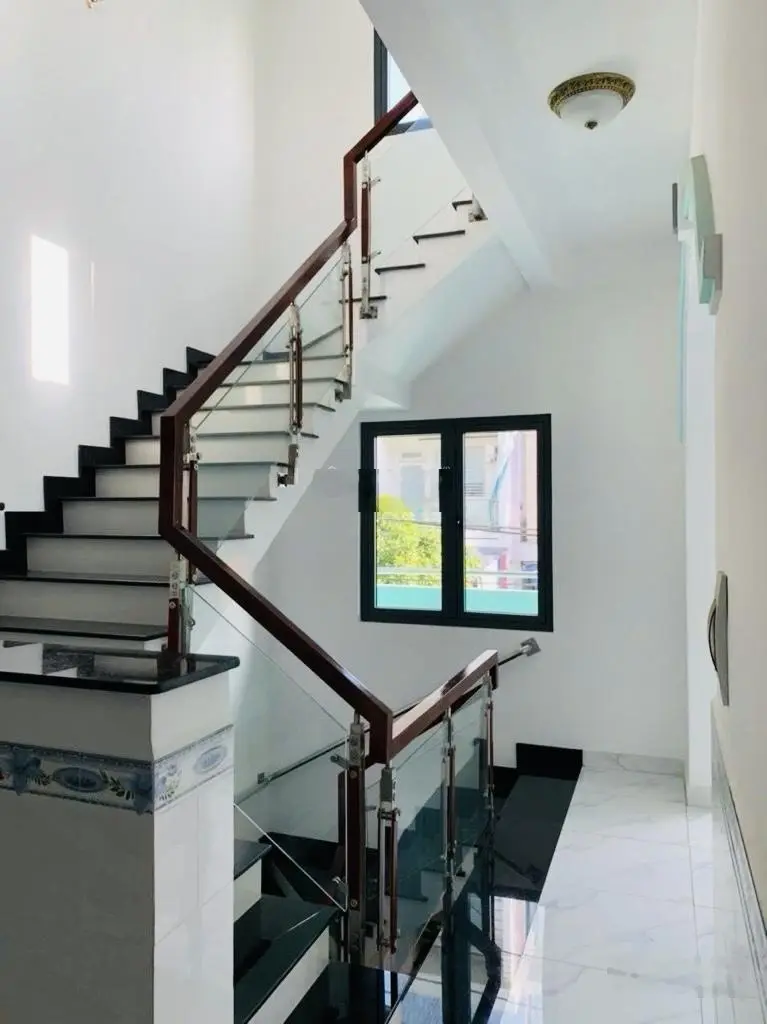 Nhà 195m2(7x24) NỞ HẬU 14m,3 TẦNG HẺM 8M XE HƠI Phan Huy Ích, phường 12 giá 16,8tỷ còn thương lượng