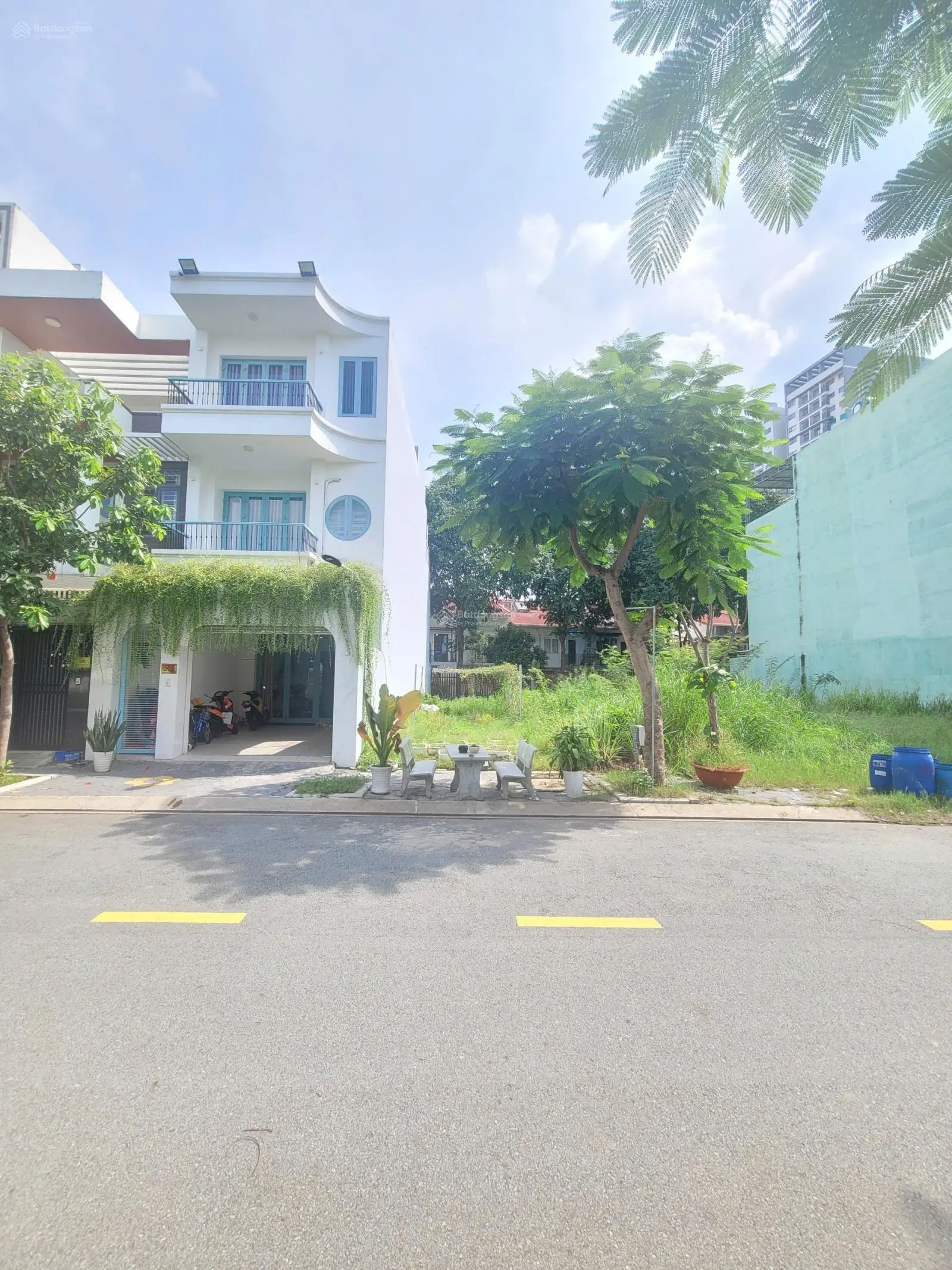 Bán đất KDC The Seasons ngay bệnh viện quốc tế Becamex, siêu thị Lotte Mart KDC an ninh 24/24