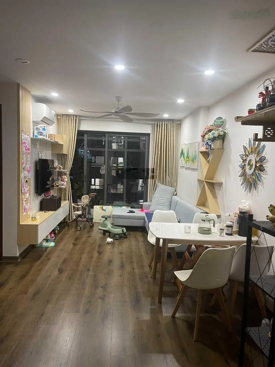 Bán nhanh căn hộ 2 ngủ 2 vệ sinh rẻ nhất tòa