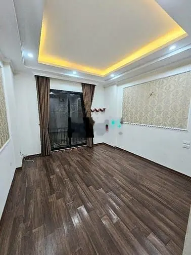 + Ngọc Thụy-Long Biê -DT33- 5T-MT 3.7 giá chào 4.8 tỷ (đàm phán).