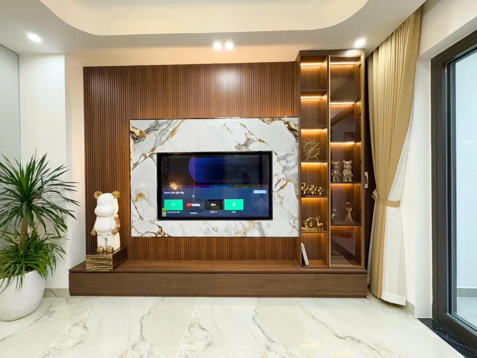 Nhà 3 tầng 3 mê full nội thất cao cấp đường 5m5 Hoà Minh 22
