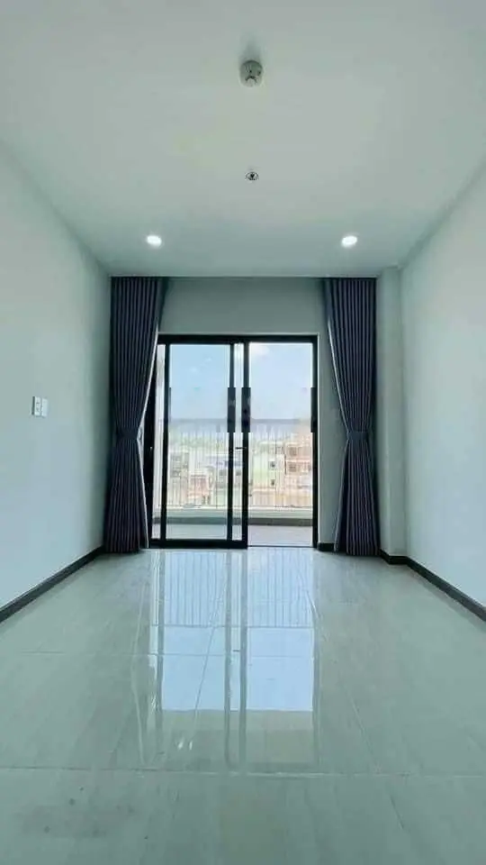 Ngộp ngân hàng, chính chủ cần bán căn Bcons Green View 2PN 2WC 52m giá cắt lỗ chỉ 1,5 tỷ