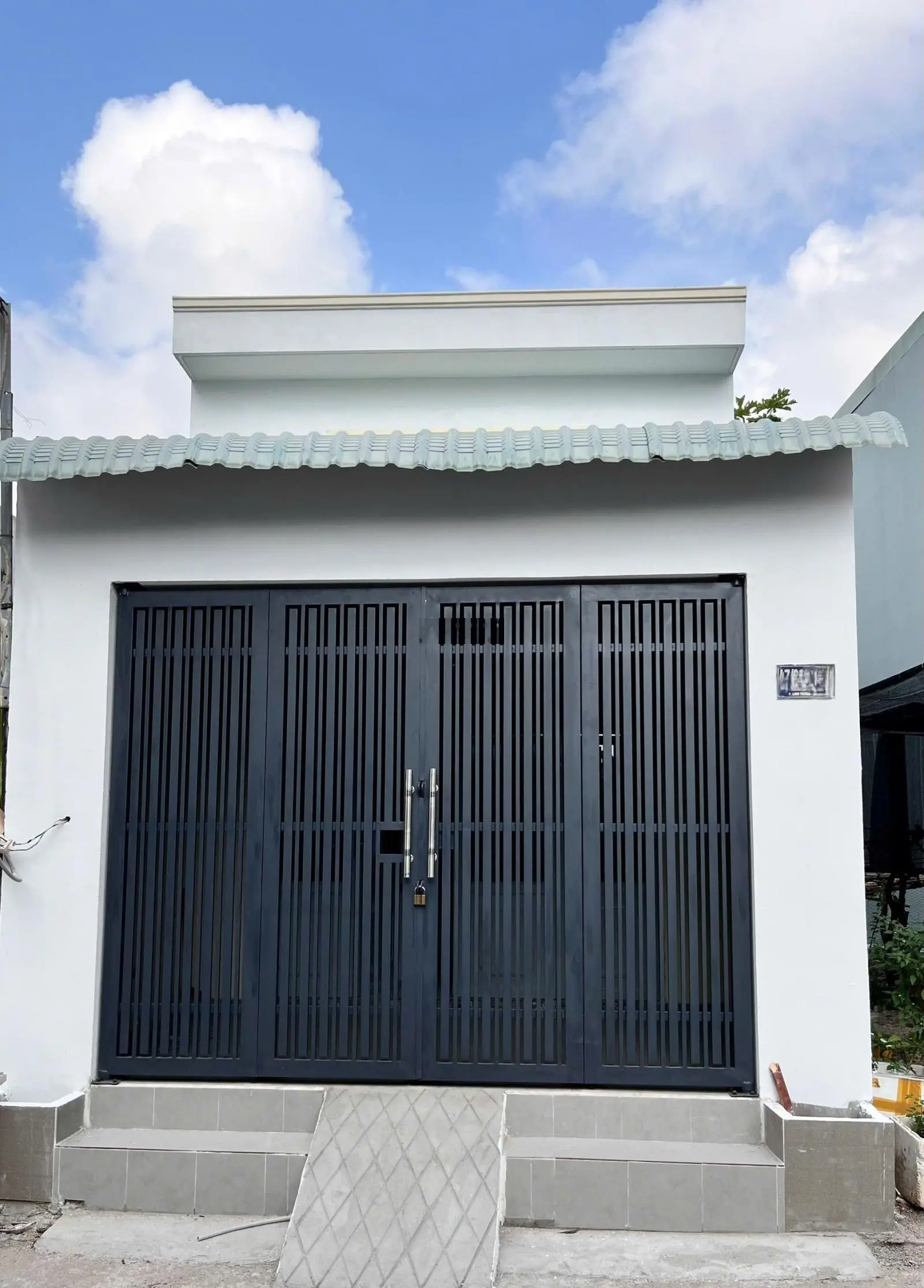 Bán nhà 1trệt 1lửng hẻm 47 Trường Lưu P. Long Trường Q9 giá tốt