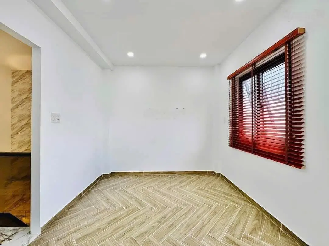 Cần bán nhà riêng 86m2, 2 tỷ 2 sổ hồng riêng Huỳnh Văn Luỹ, P. Phú Lợi, Thủ Dầu Một, Bình Dương