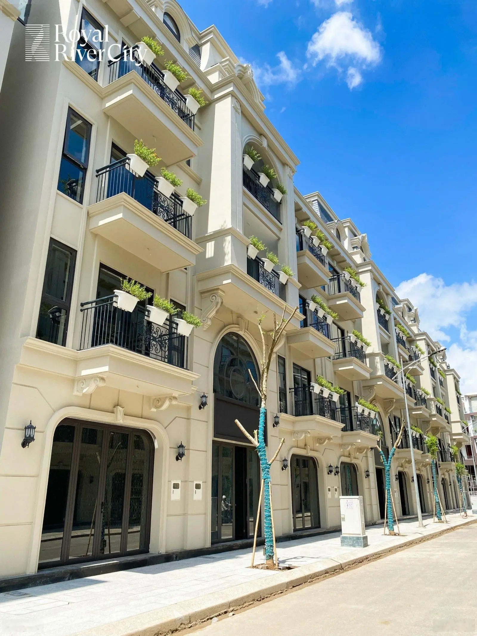Bán liền kề dự án Royal River City 80 Hạ Lý trực tiếp chủ đầu tư chọn lô 0982 656 ***