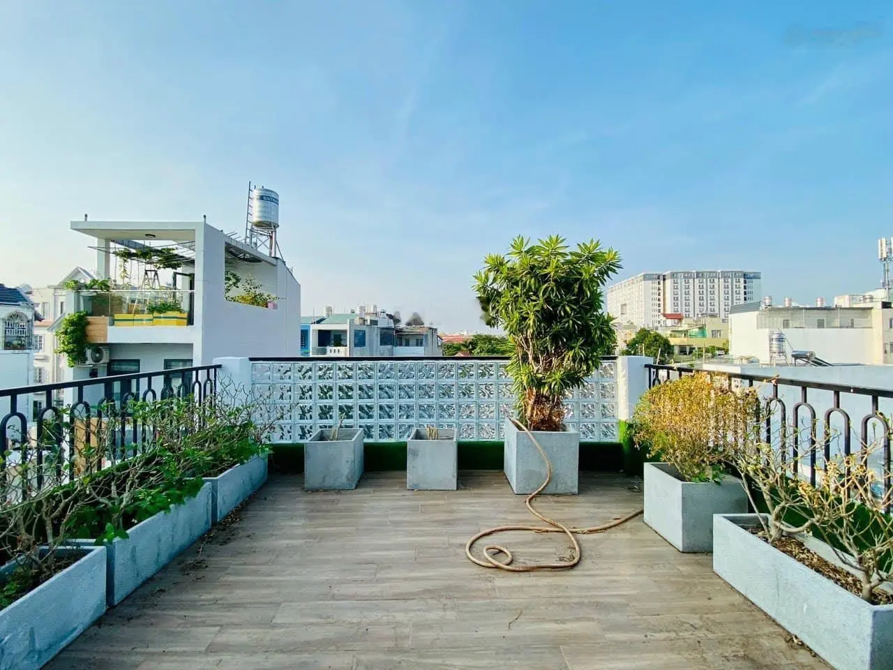 Chính chủ cần bán gấp căn nhà Lạc Long Quân, P11, Tân Bình - 48m2 - Hợp đồng thuê: 16tr