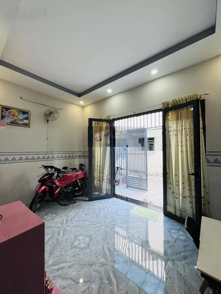 Bán nr 67m2, 3 tầng 4,pn ,tân hoà đông, quận 6, giá 6,4 tỷ (tl)