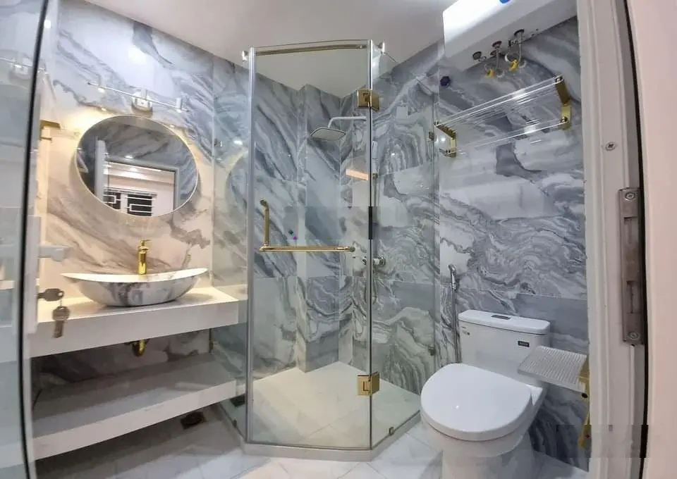 Ngõ thẳng cách 20m ra ô tô tránh bán nhà phố Trạm sát Aoen 40m2 x 5 tầng giá hơn 6,7 tỷ có TL
