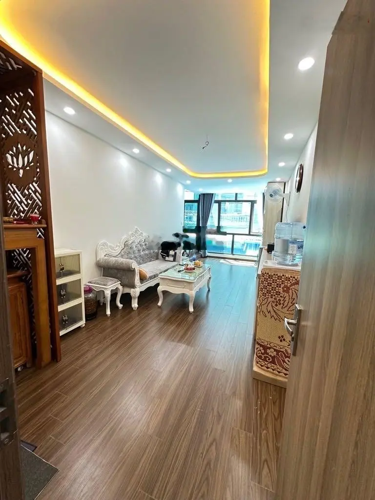 Bán nhà tập thể VIP ở Đào Tấn 102m2 giá 3,6 tỷ , siêu hiếm, siêu đẹp Full nội thất