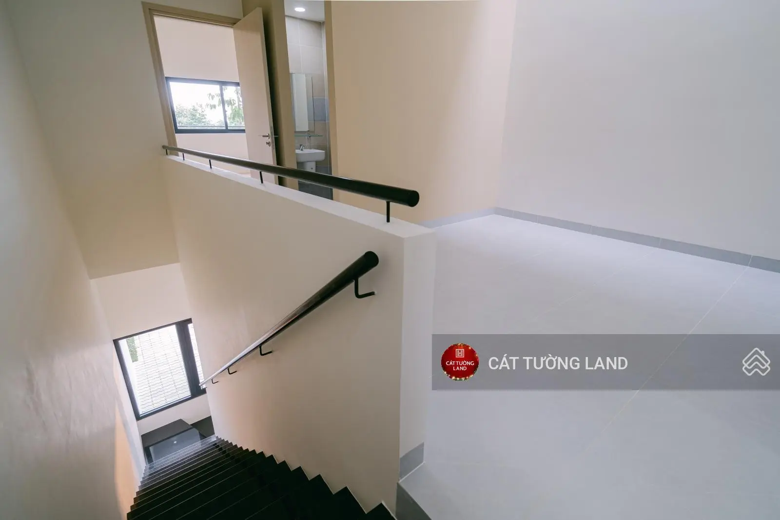 Nhà phố Thuận Giao giá cực rẻ, DTSD 176m2, bán nhà 3pn, 3wc, sở hữu chỉ với 990 triệu