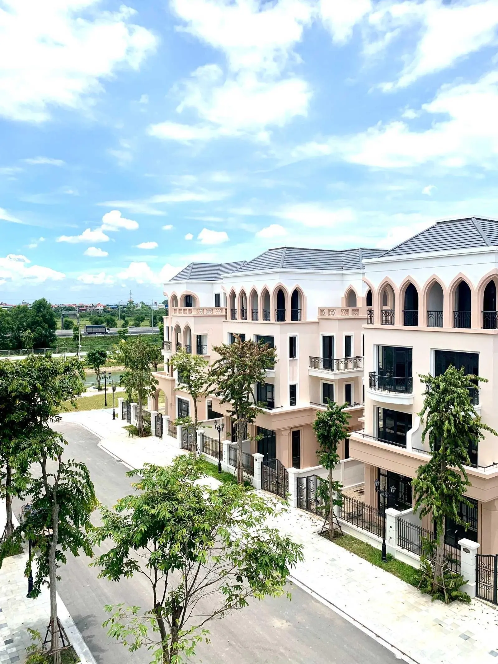 Bán nhanh căn LK 48m2 hoàn thiện 5 tầng dòng tiền 23tr/th, giá chỉ 6.3x tỷ giao dịch trong tuần
