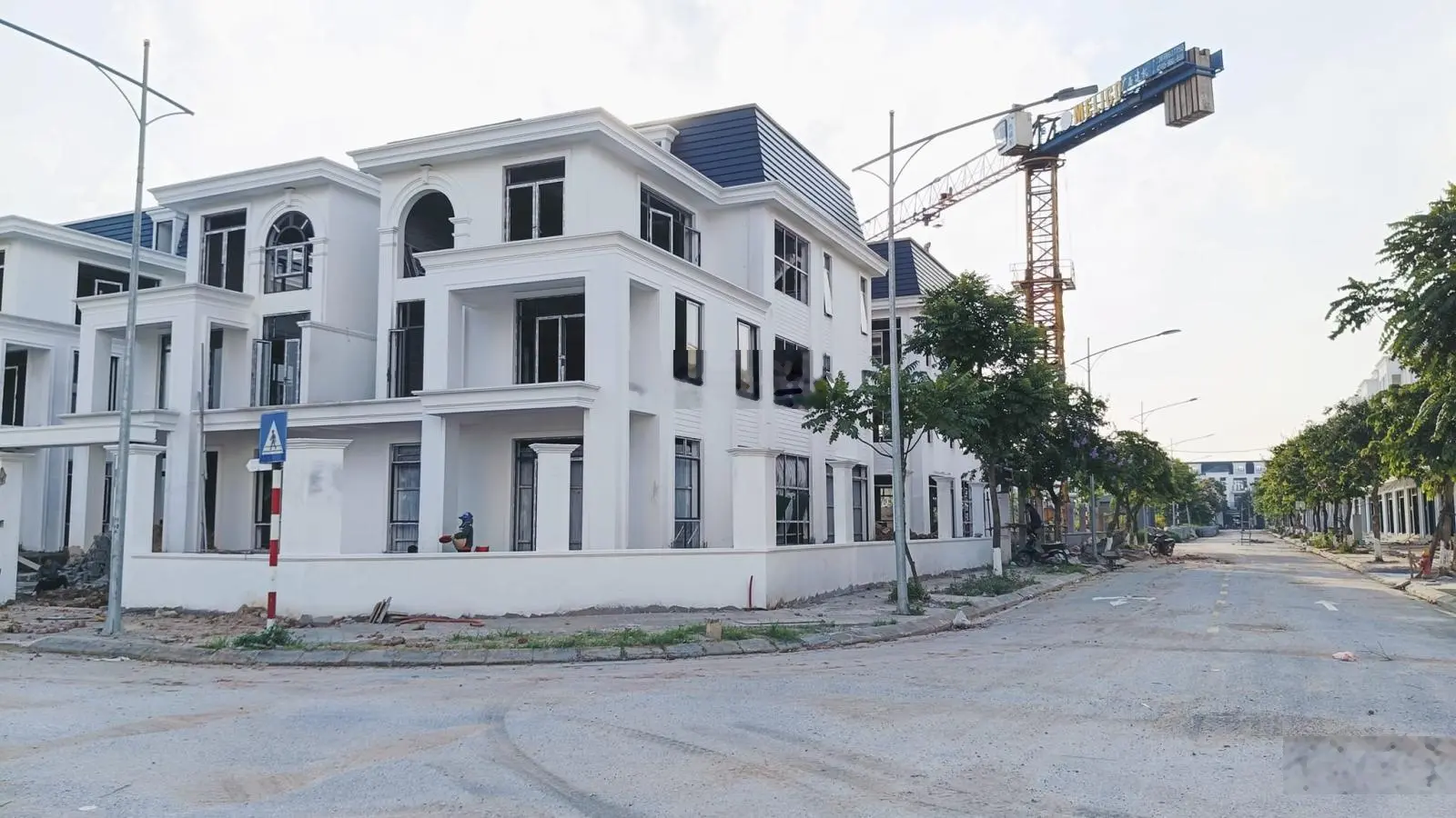Căn góc biệt thự song lập với 395m2, mặt tiền 40m, chỉ 5x triệu/m2 đất, duy nhất căn vào tiền 30%.