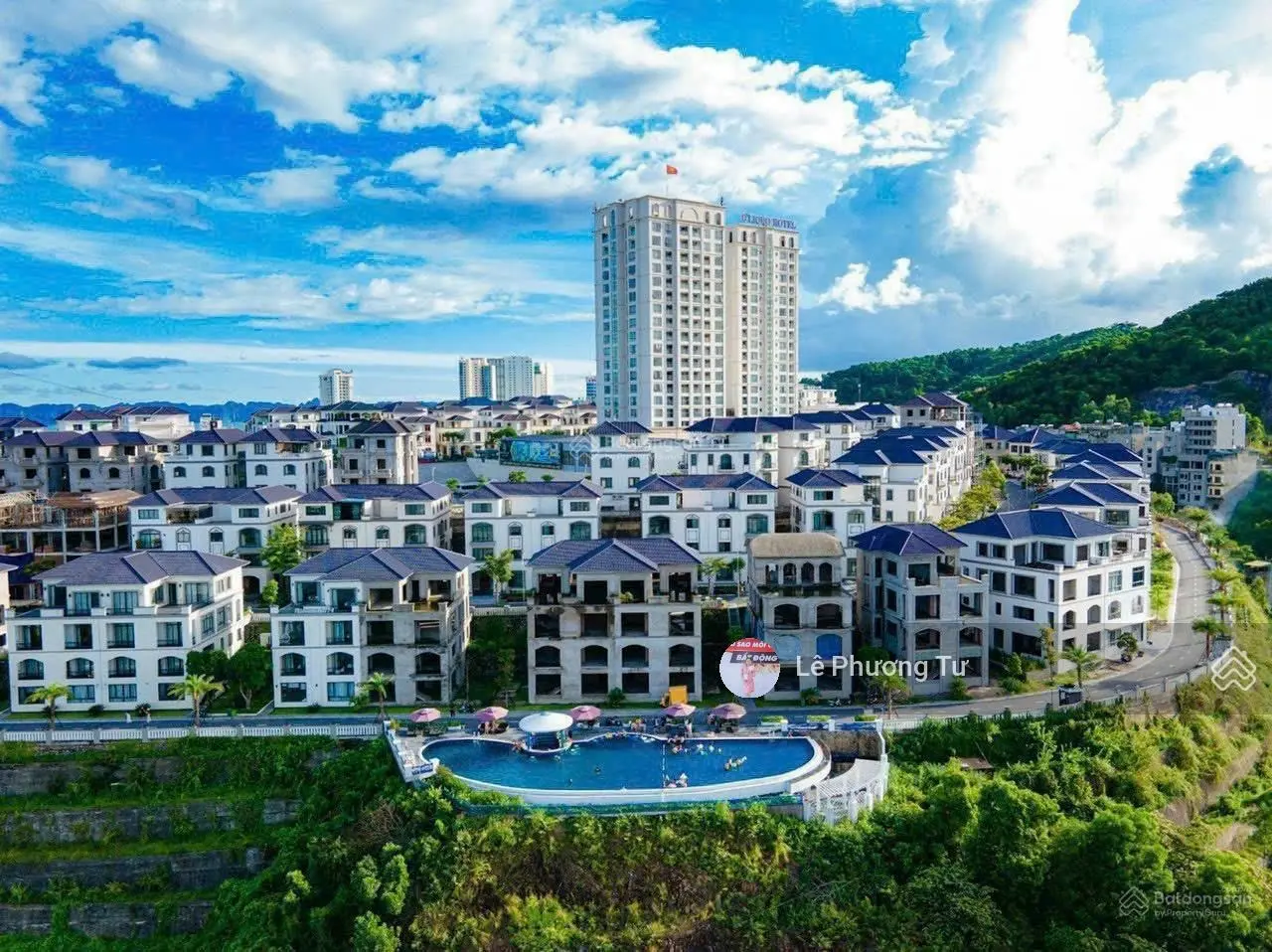 Bán căn VIP Suất Ngoại Giao giá 2x tỷ /320m2 bàn giao full nội thất view biển vịnh ,giá tốt nhât TT