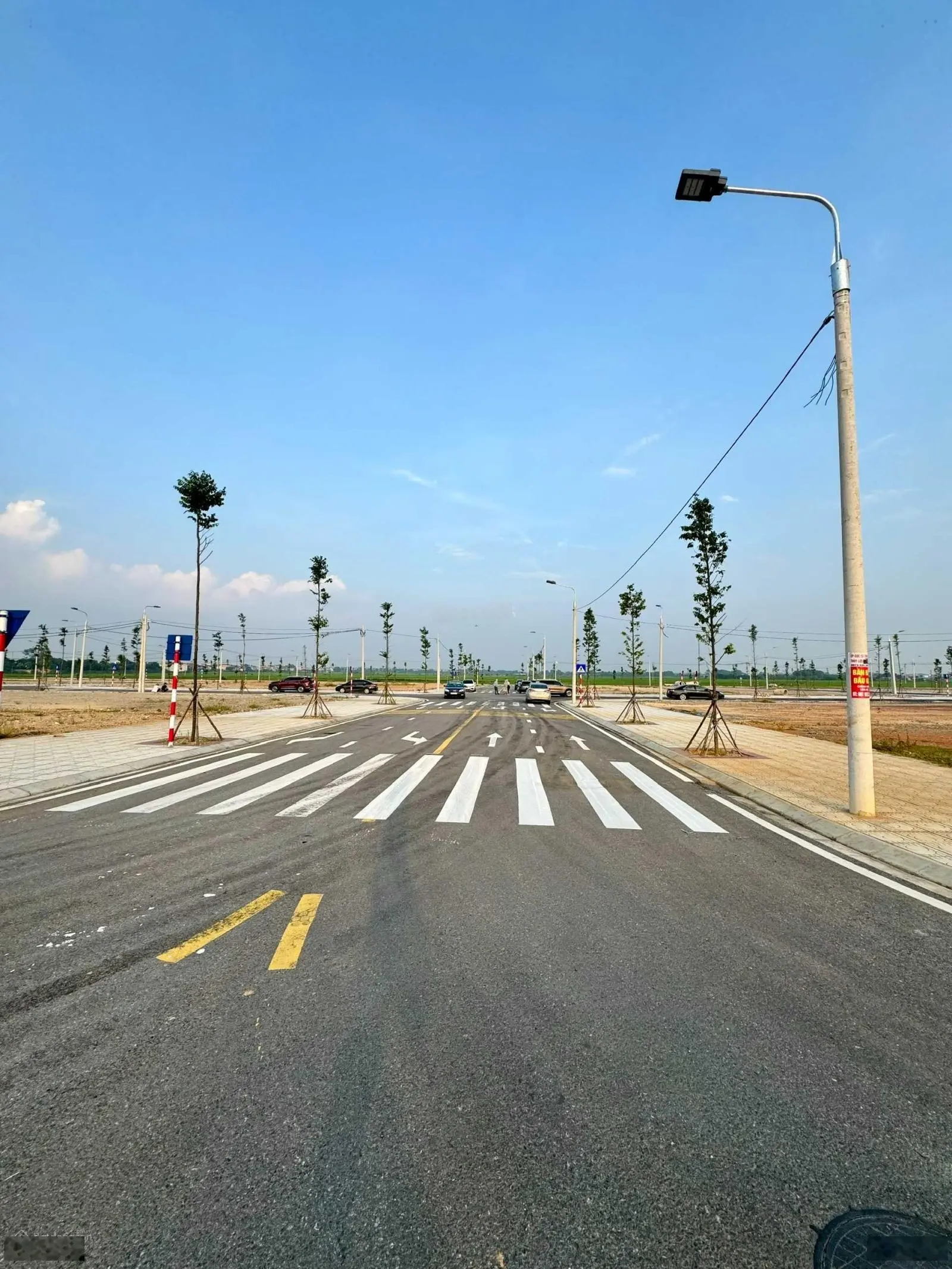 Bán ô đất lk8-16 sát ô góc đồng và bác thị trấn Lâm Thao Phú Thọ chính chủ . Diện tích 100m2 .