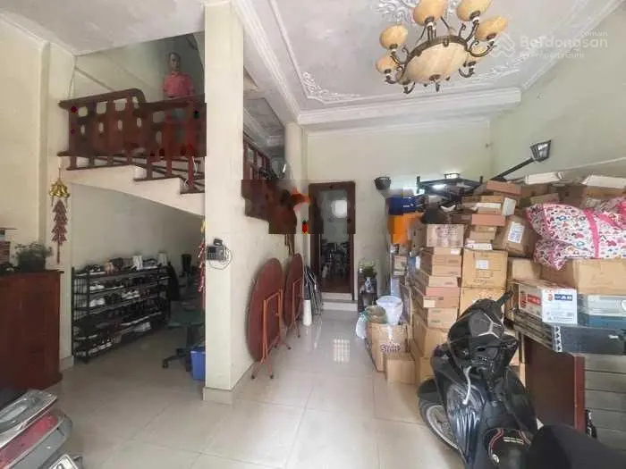Phân lô víp siêu hiếm phố quan nhân- vỉa hè - gara, oto tránh và dừng đỗ - 2 thoáng