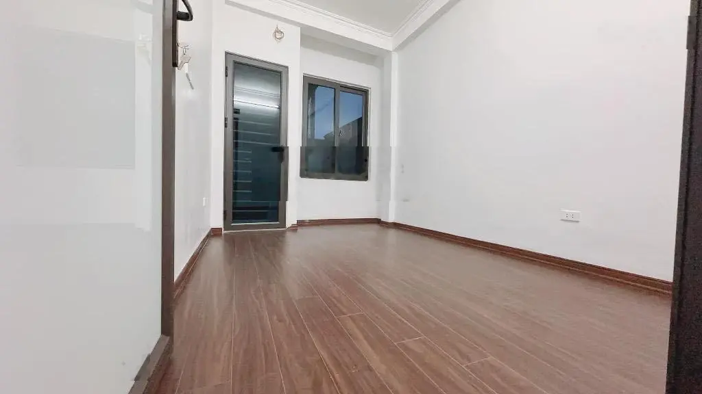 TT Hoàng Mai-nhà 6 tầng, lô góc, thang máy/35m2x6 tầng/sổ đỏ vuông nở hậu LH: 0969 448 *** giá: 6,5tỷ