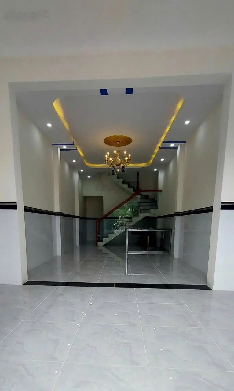 Bán nhà mặt tiền Nguyễn Thị Ngâu, kinh doanh sầm uất Hóc Môn chưa tới 4 tỷ
