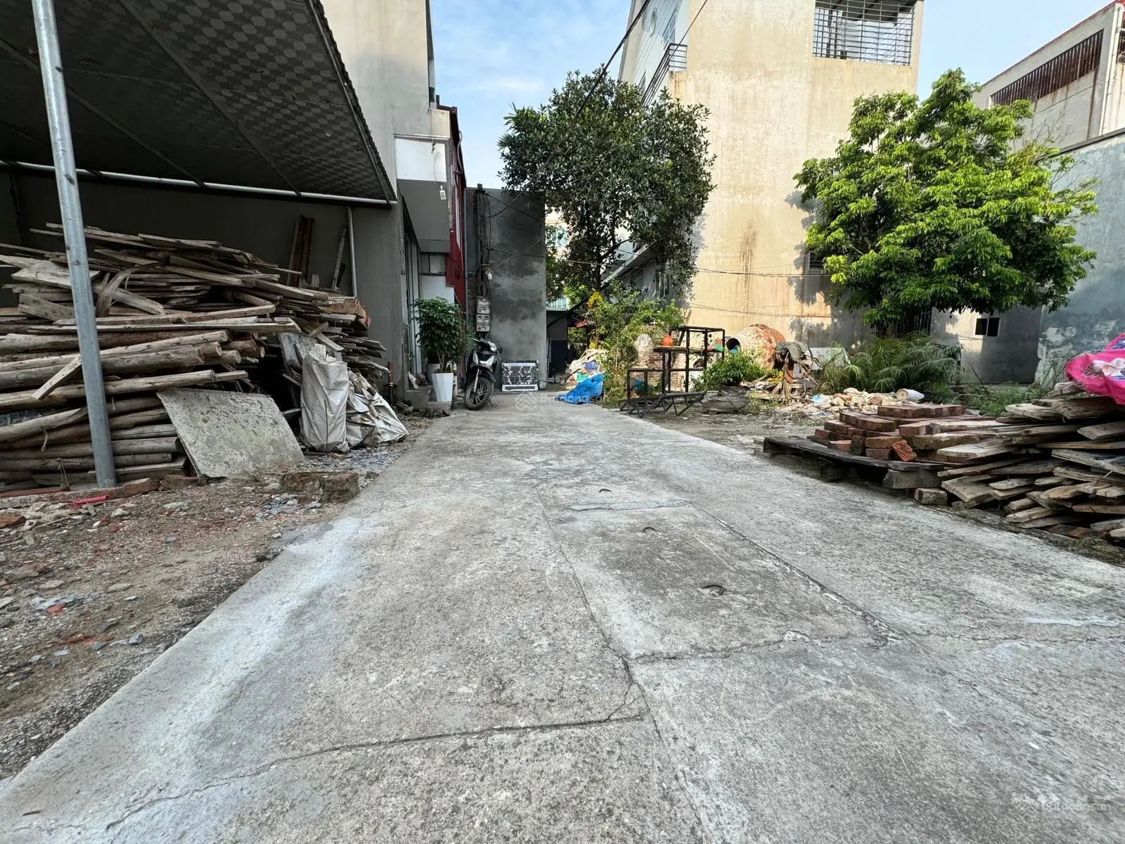 Bán mảnh đất tại Vân Nội, Đông Anh. Diện tích 44m2, mặt tiền, full thổ cư, giá 1,8 tỷ